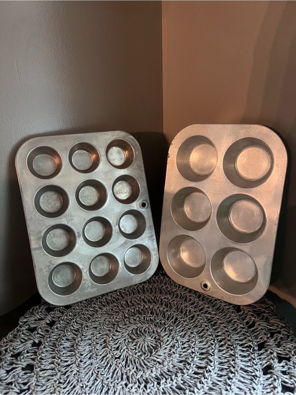Vintage Mirro Aluminum mini and regular Muffin and Cupcake Pan Set 2